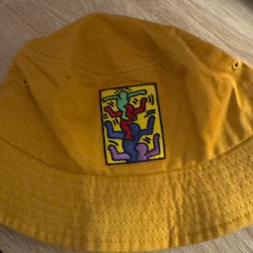 Stylish Yellow Bucket Hat with Artistic Patch